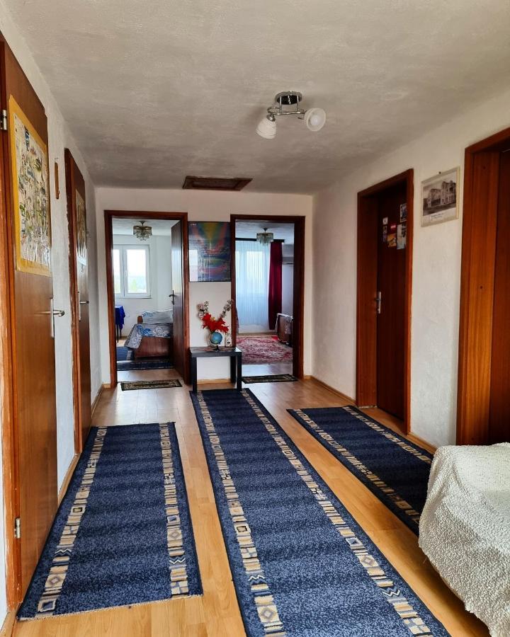 Guesthouse Sobi-Rooms Gradsko Esterno foto